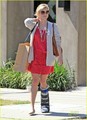 Reese Witherspoon: Medical Boot in Beverly Hills - reese-witherspoon photo