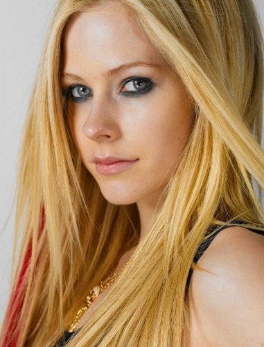  Avril Lavigne...