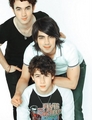 Jonas Bros...!!!!! - the-jonas-brothers photo