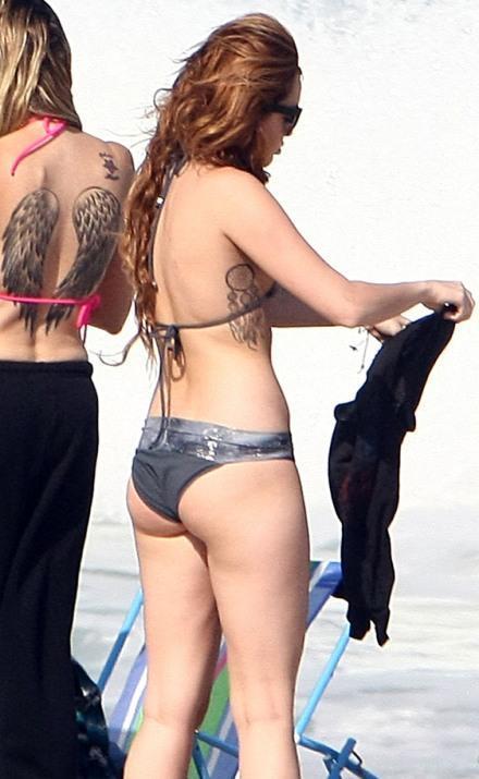Miley Cirus In Bikini Pron Pictures 2023