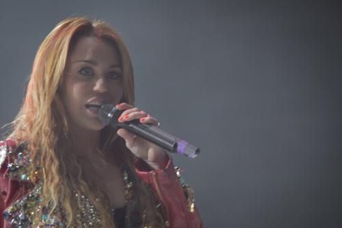  Miley - Gypsy hati, tengah-tengah Tour (2011) - Rio de Janeiro, Brazil - 13th May 2011
