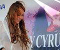Miley (LLL) - miley-cyrus photo