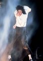 Love U Michael Jackson 4 Ever <3 [= ( Dangerous Tour ) <3 =D - michael-jackson photo