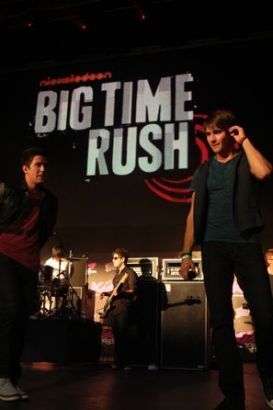  Big Time Rush rocks kiss 108's kiss concierto in Boston