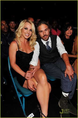 Britney - Billboard Music Awards - Audience - May 22, 2011