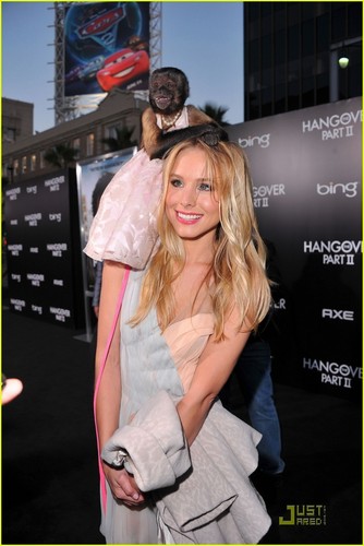 Kristen Bell: Monkey Madness at 'Hangover Part II' Premiere!