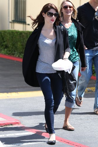  May 19 - walking around hollywood with her Friends