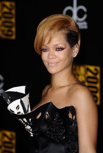  Rihanna At AMA