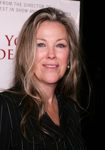  Catherine O'Hara @ the LA Premiere of 'For Your Consideration'