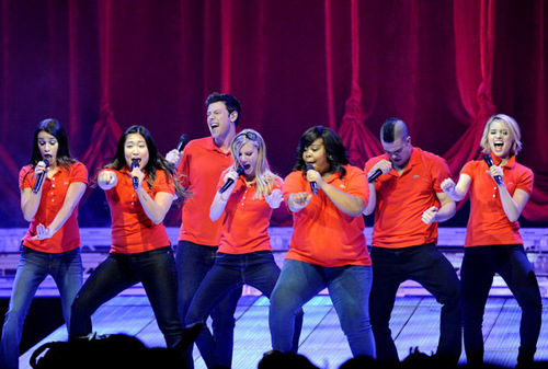Glee Live in Sacramento