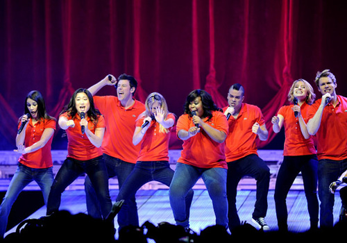 Glee Live in Sacramento