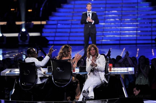 Jennifer - American Idol 2011 Finale - May 26, 2011