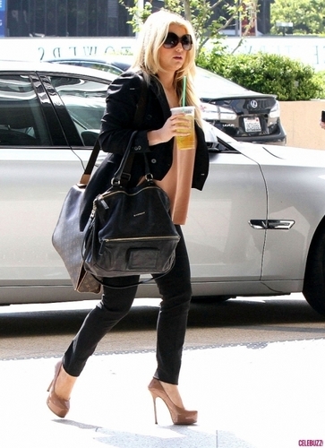 Jessica - At Lawyer's Office,Los Angeles - May 25, 2011