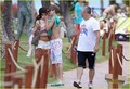 Selena Gomez & Justin Bieber: PDA Pair! - justin-bieber photo