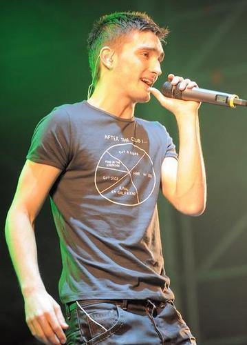  Tom On Tour!! (Sizzling Hot) He's Reali Fit! (I Cinta EVERYFING Bout Him!) 100% Real :) ♥