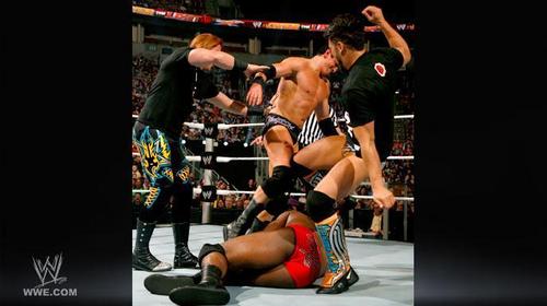  Ezekiel Jackson VS Intercontinental Champion Wade Barrett