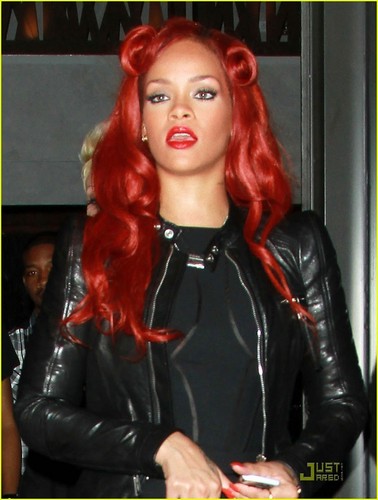 Rihanna: Gansevoort Gal!