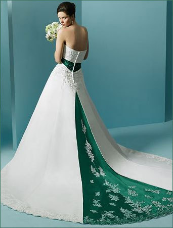  When I get married I will be an Irish bride,does this dress fit a Irish girl?