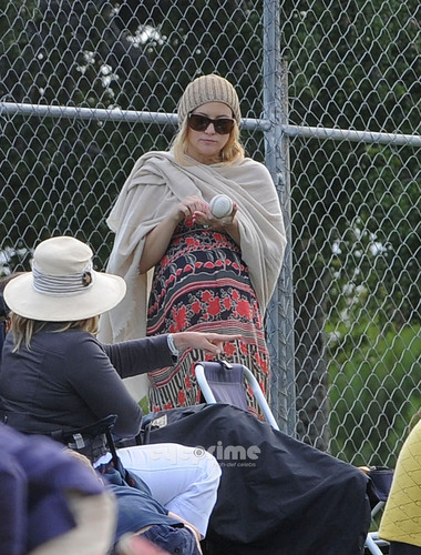  Kate Hudson & Matt Bellamy at her Son’s Baseball Game in L.A, June 2