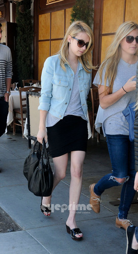 Emma Roberts out for lunch in Beverly Hills, June 1st