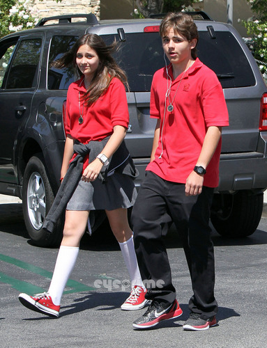  HQ-Prince and Paris On Their Way To pagganap Class 5/31/2011