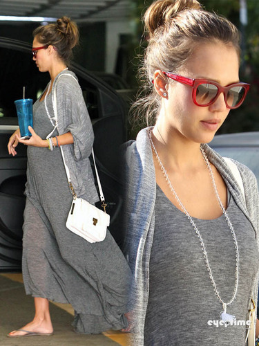 Jessica Alba out and about in Hollywood, June 1st 