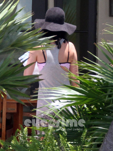  Katy Perry in a Bikini at her Hotel in Miami, June 2nd