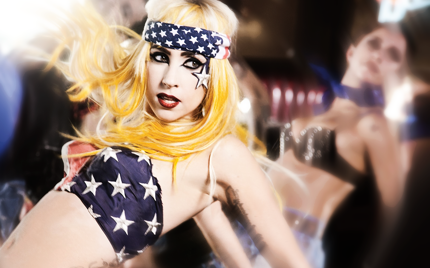 Lady-Gaga-telephone-lady-gaga-and-rihann