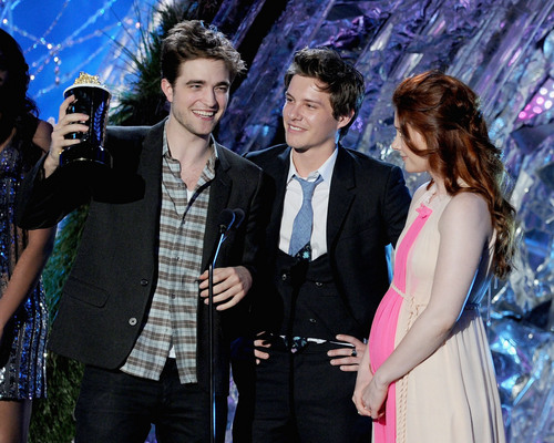  2011 音乐电视 Movie Awards [HQ]
