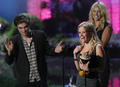 2011 MTV Movie Awards - robert-pattinson photo