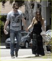 Chris Hemsworth & Elsa Pataky: Strolling Sweethearts - chris-hemsworth photo
