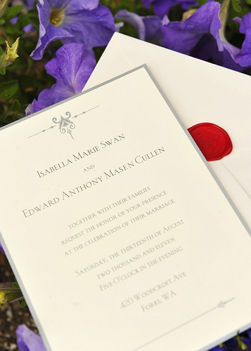  Edward and Bella's wedding invitation card