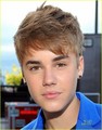 Justin Bieber: Earrings at the MTV Movie Awards 2011! - justin-bieber photo