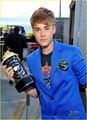 Justin Bieber: Earrings at the MTV Movie Awards 2011! - justin-bieber photo
