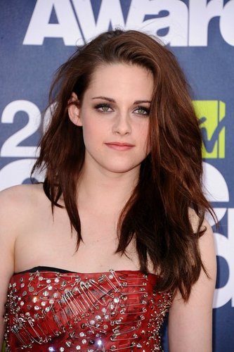  plus from the MTV Movie Awards (June 5, 2011)