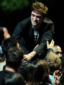 Robert Pattinson & Taylor Lautner Kiss at MTV Movie Awards - taylor-lautner photo