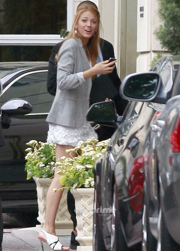  Blake Lively arrived at the Four Seasons Hotel in Beverly Hills, Jun 8