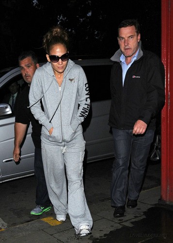 Jennifer - Arriving to a Dance Studio, London - June 10, 2011