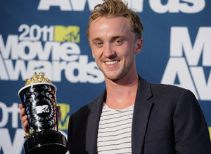  Tom felton winning एमटीवी awards best villan