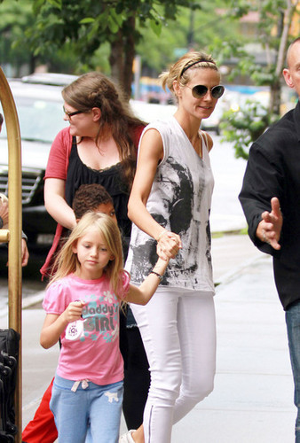  Heidi Klum seen arriving at her Downtown NYC hotel with her children, mother, and nanny.
