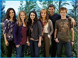  switched at birth cast,shocked teens and adults.will they make it through the living arangement?