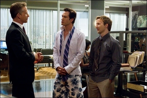  Franklin & Bash She Came Upstairs To Kill Me 写真