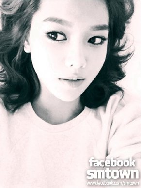  Girls Generation/SNSD Sooyoung In Paris