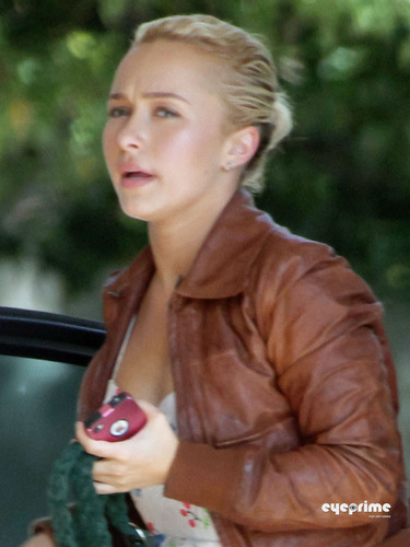  Hayden Panettiere heads over to her new boyfriend house Scotty McKnight in Hollywood Hills, Jun 15