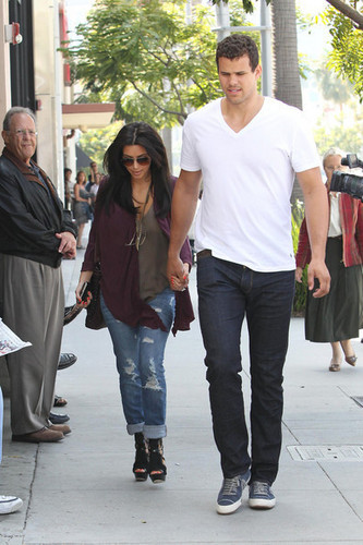  Kim Kardashian and fiance Kris Humphries in Los Angeles