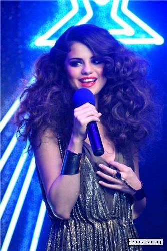  Selena - 'Love anda Like a Cinta Song' Muzik Video Stills 2011