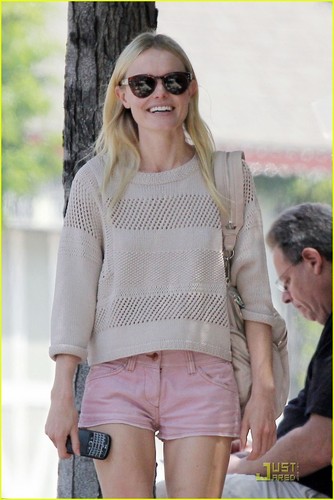 Kate Bosworth Leaves Lamill Coffee