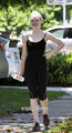 Elle Fanning leaves her Ballet Class in Hollywood, Jun 20 - elle-fanning photo