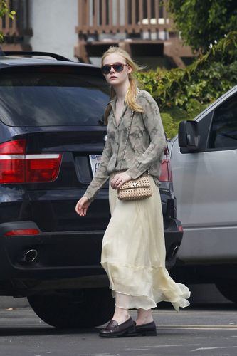  Elle out in Los Angeles.
