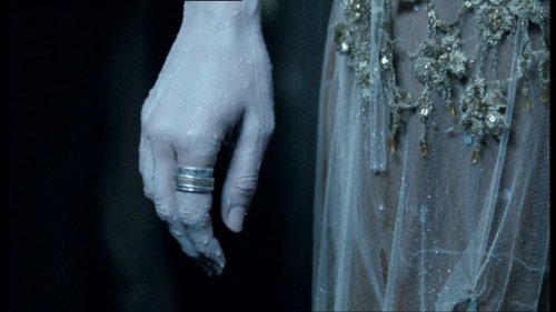  Igraine's ring/Gwen's ring?